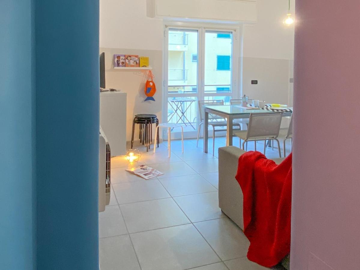 Babyaccommodation Family Experience IV Pietra Ligure Bagian luar foto