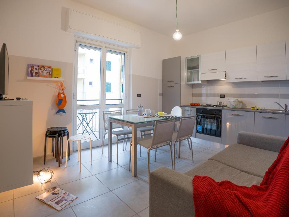Babyaccommodation Family Experience IV Pietra Ligure Bagian luar foto